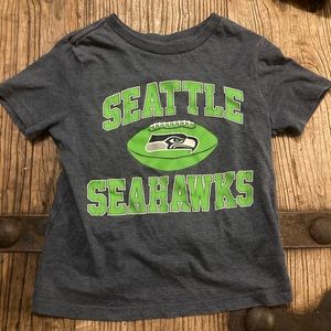 Seattle Seahawks tee kids 6-7.